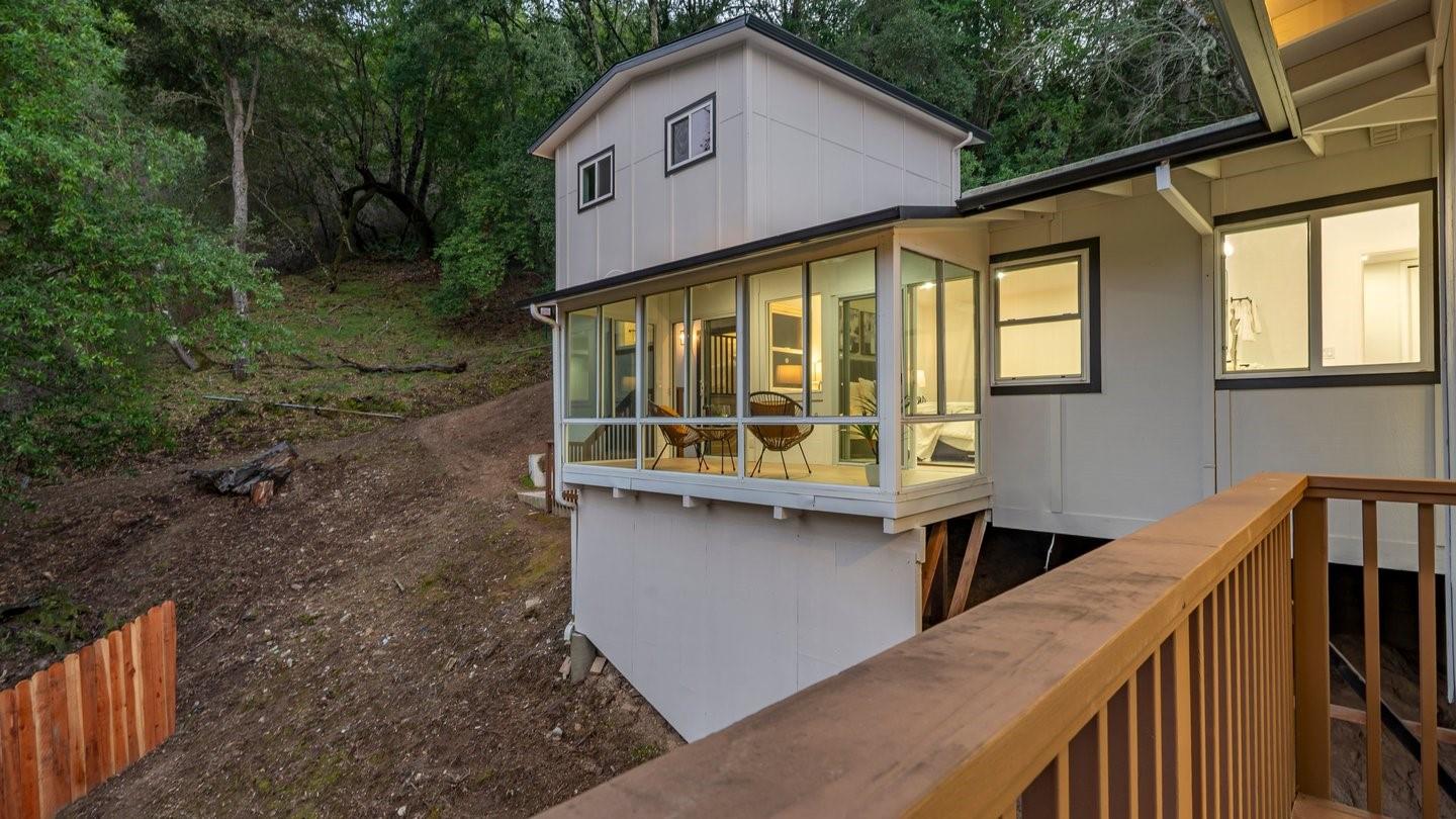 Detail Gallery Image 31 of 45 For 15499 Bohlman Rd, Saratoga,  CA 95070 - 3 Beds | 3 Baths