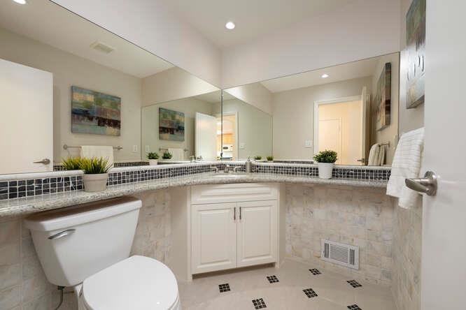 Detail Gallery Image 13 of 47 For 1413 Parkwood Dr, San Mateo,  CA 94403 - 3 Beds | 2/1 Baths