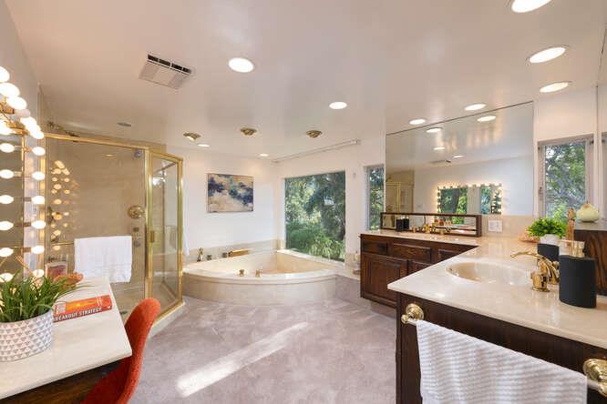 Detail Gallery Image 27 of 47 For 1413 Parkwood Dr, San Mateo,  CA 94403 - 3 Beds | 2/1 Baths