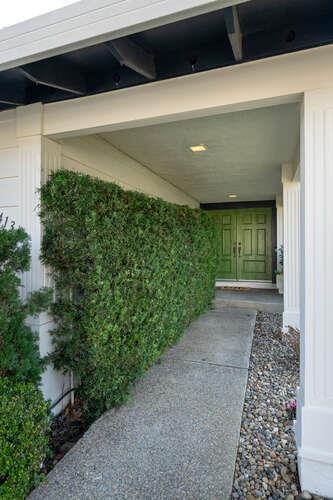 Detail Gallery Image 3 of 47 For 1413 Parkwood Dr, San Mateo,  CA 94403 - 3 Beds | 2/1 Baths