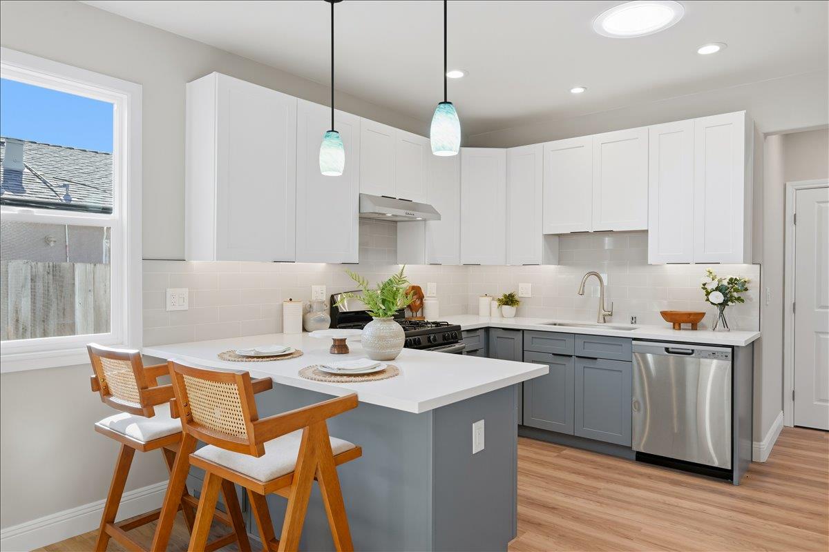 Detail Gallery Image 15 of 65 For 975 Prevost St, San Jose,  CA 95125 - 6 Beds | 5 Baths