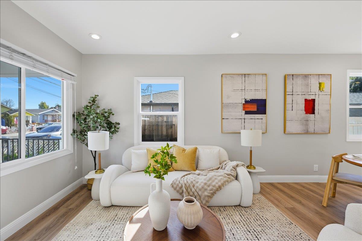 Detail Gallery Image 3 of 65 For 975 Prevost St, San Jose,  CA 95125 - 6 Beds | 5 Baths