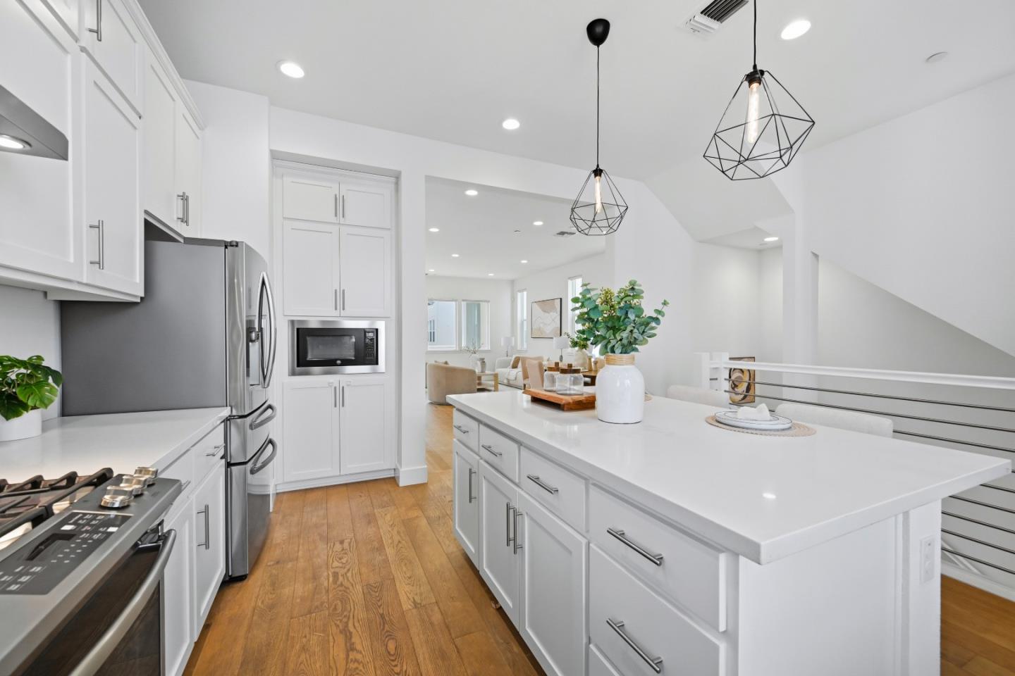 Detail Gallery Image 10 of 71 For 37471 Bay Crest Rd, Newark,  CA 94560 - 4 Beds | 3/1 Baths