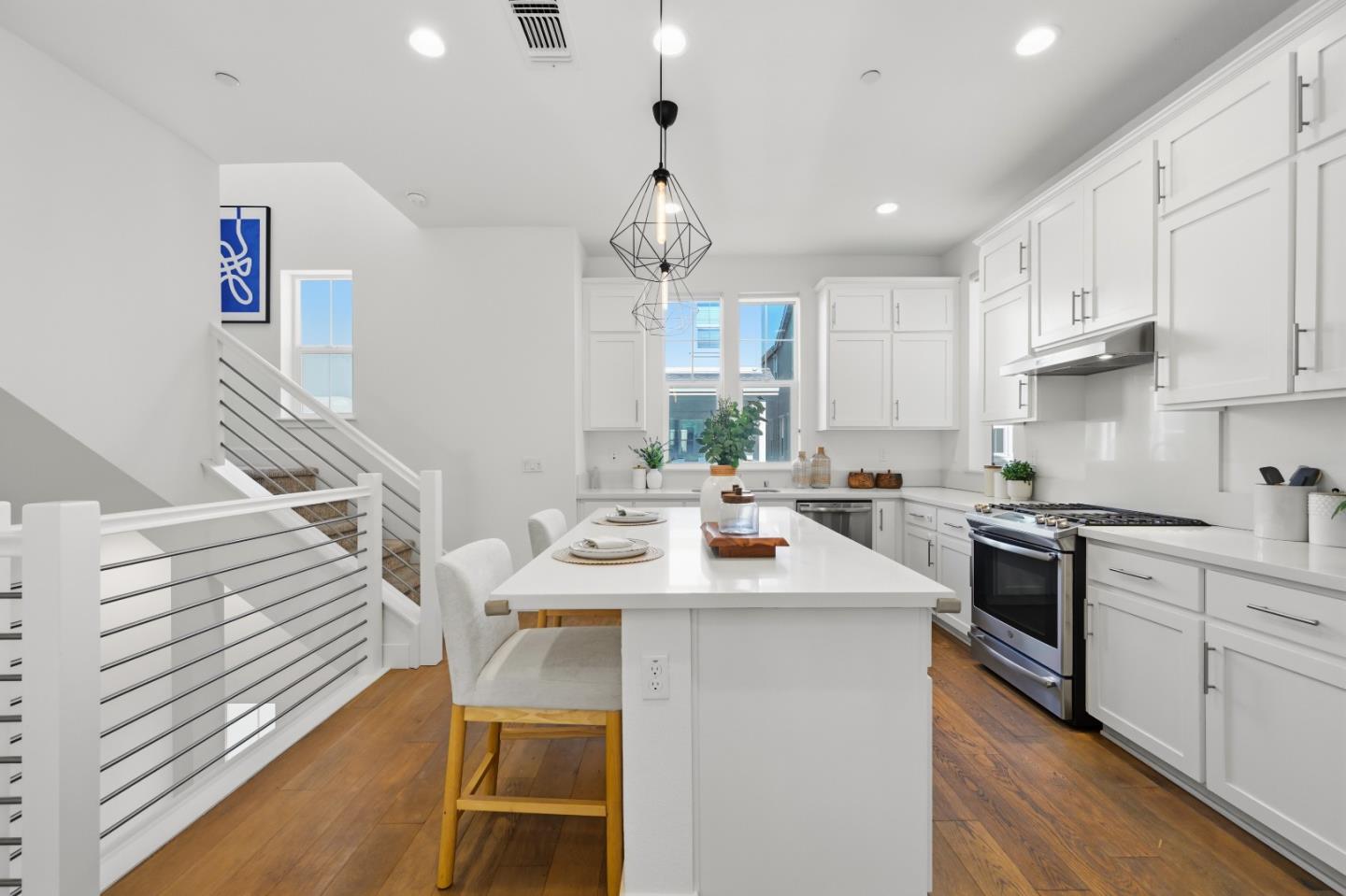 Detail Gallery Image 12 of 71 For 37471 Bay Crest Rd, Newark,  CA 94560 - 4 Beds | 3/1 Baths