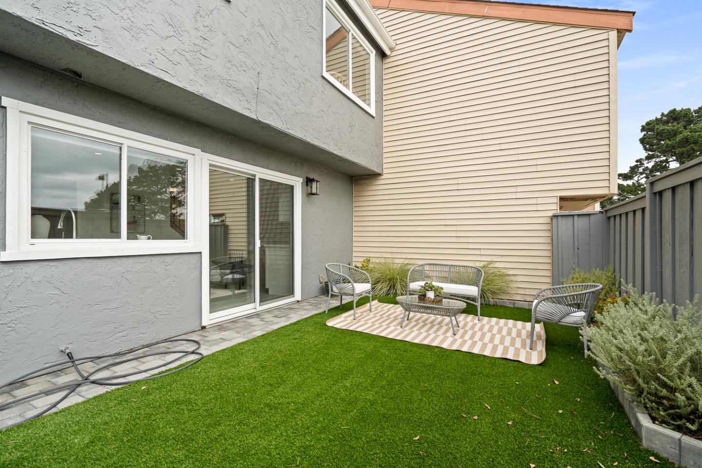 Detail Gallery Image 18 of 44 For 2555 Olmstead Ct, South San Francisco,  CA 94080 - 3 Beds | 2/1 Baths