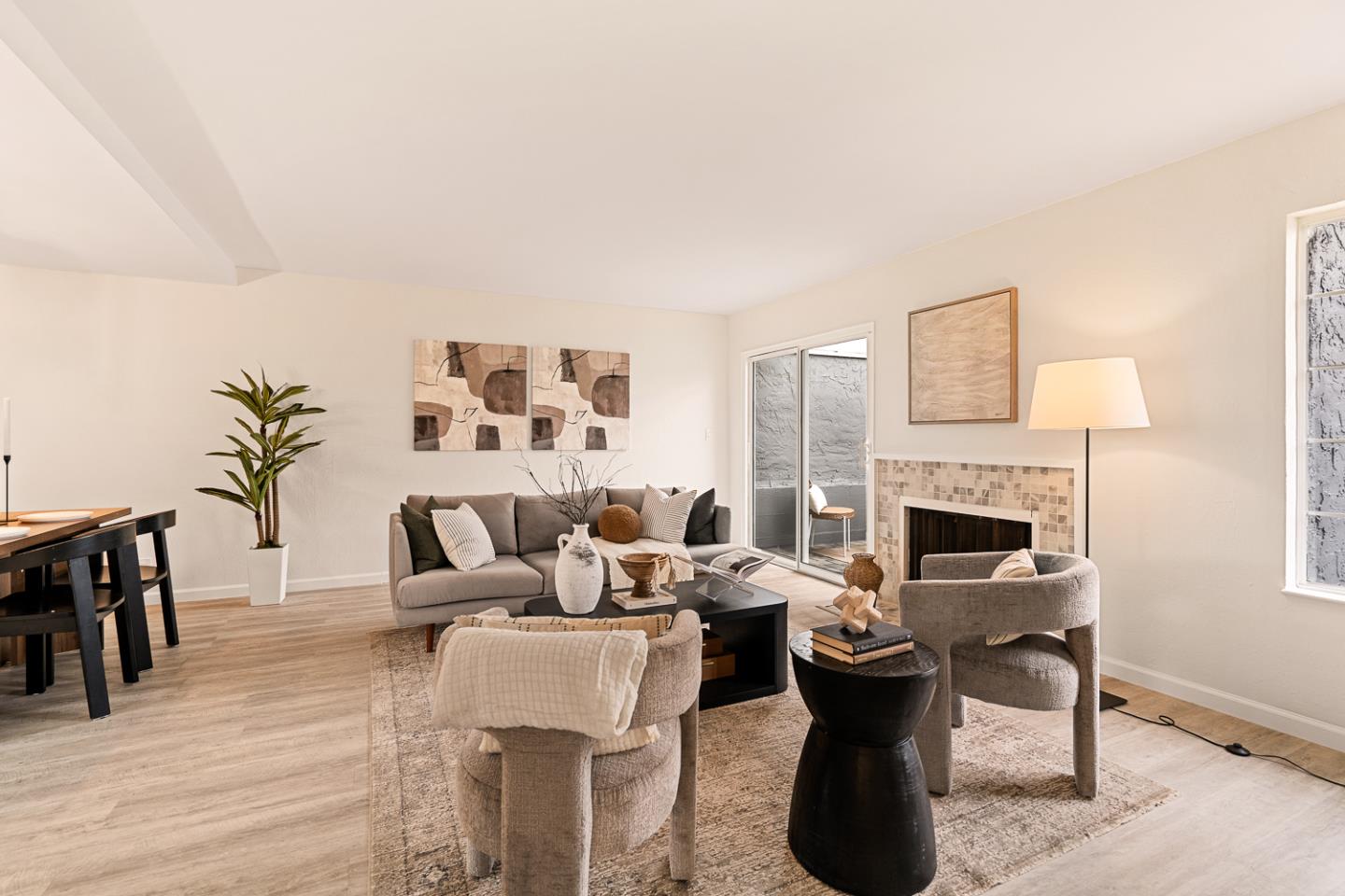 Detail Gallery Image 4 of 44 For 2555 Olmstead Ct, South San Francisco,  CA 94080 - 3 Beds | 2/1 Baths