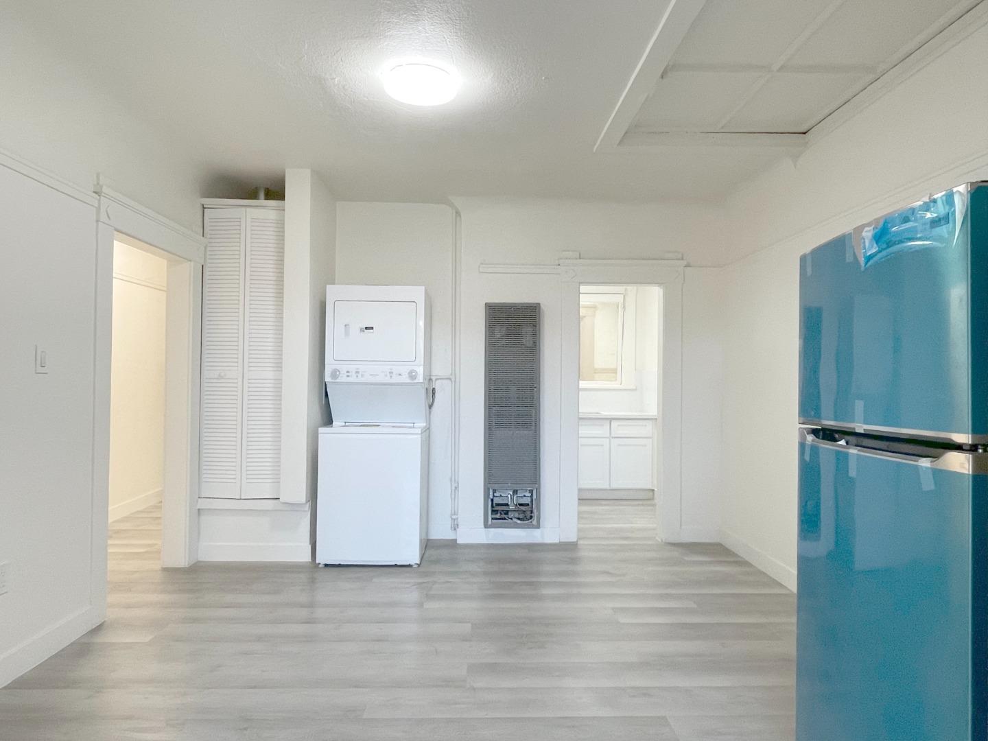 Detail Gallery Image 9 of 10 For 411 E Santa Clara St #G,  San Jose,  CA 95113 - 1 Beds | 1 Baths