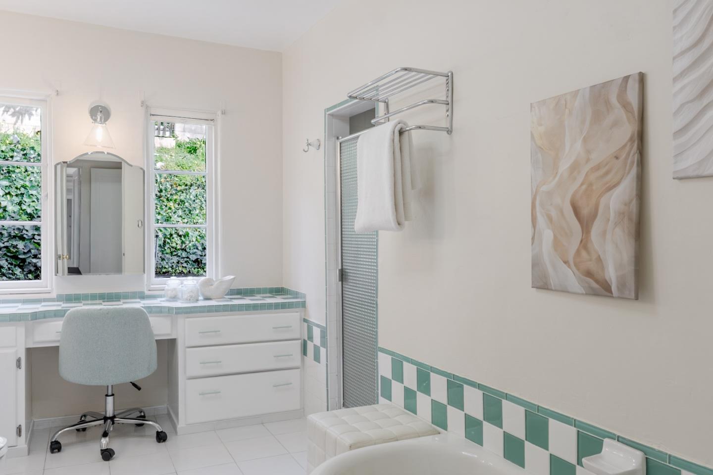 Detail Gallery Image 29 of 66 For 15738 Highland Dr, San Jose,  CA 95127 - 3 Beds | 2 Baths