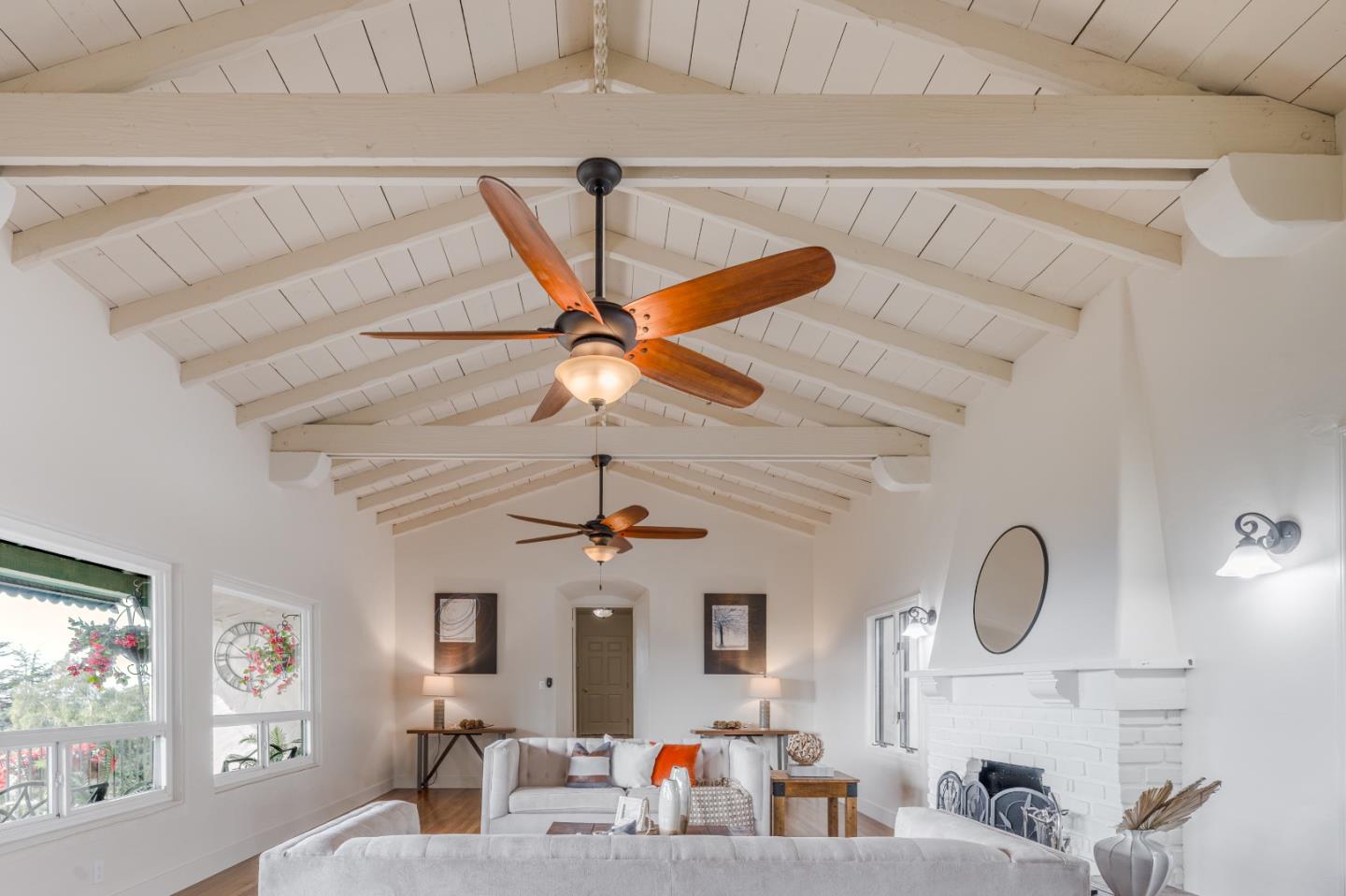 Detail Gallery Image 3 of 66 For 15738 Highland Dr, San Jose,  CA 95127 - 3 Beds | 2 Baths