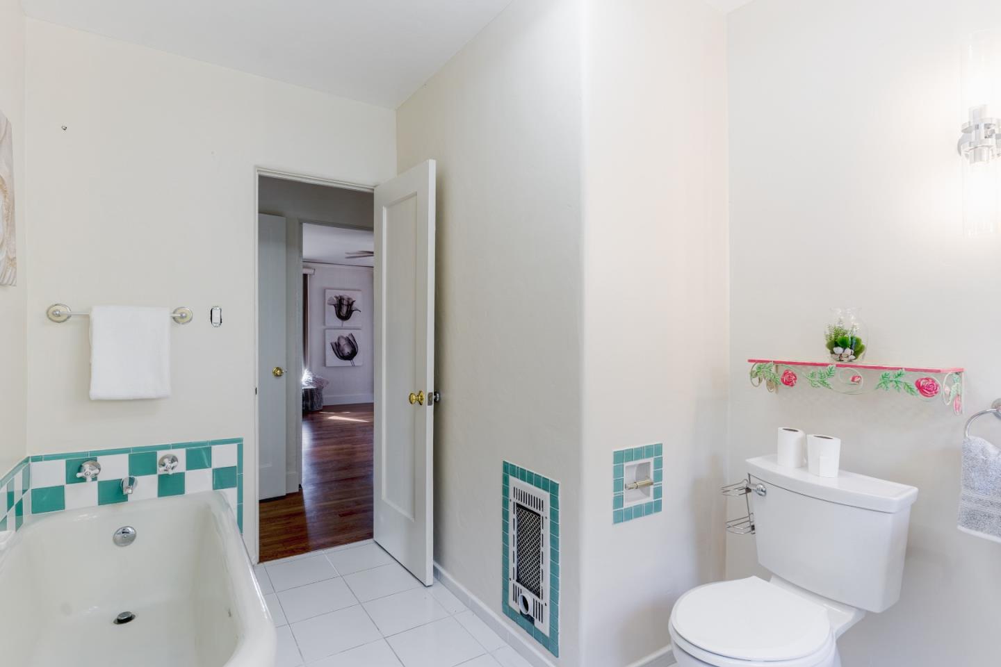 Detail Gallery Image 30 of 66 For 15738 Highland Dr, San Jose,  CA 95127 - 3 Beds | 2 Baths