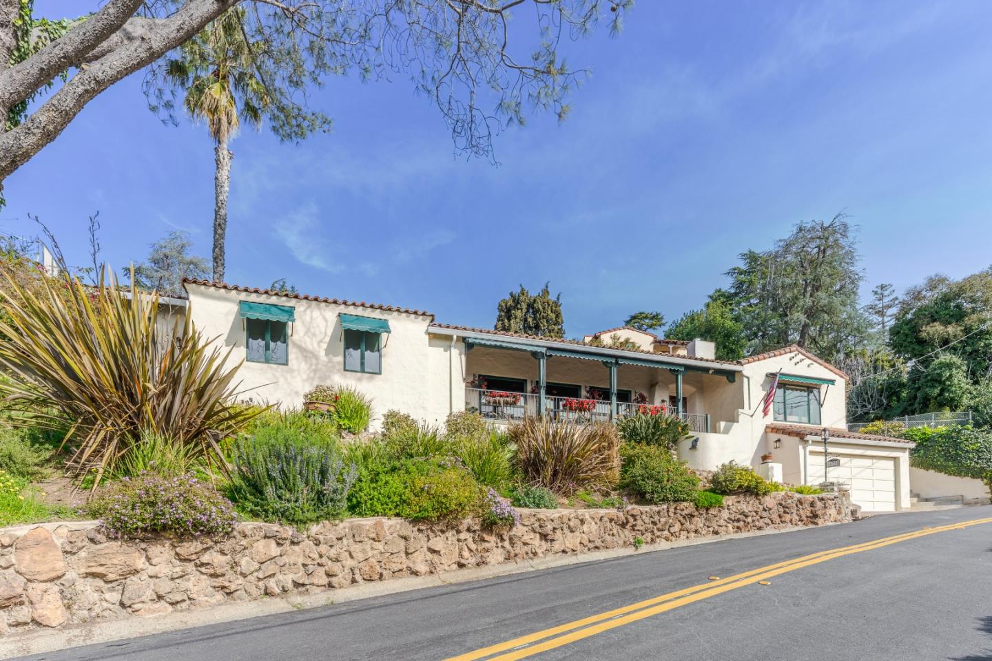 Detail Gallery Image 49 of 66 For 15738 Highland Dr, San Jose,  CA 95127 - 3 Beds | 2 Baths