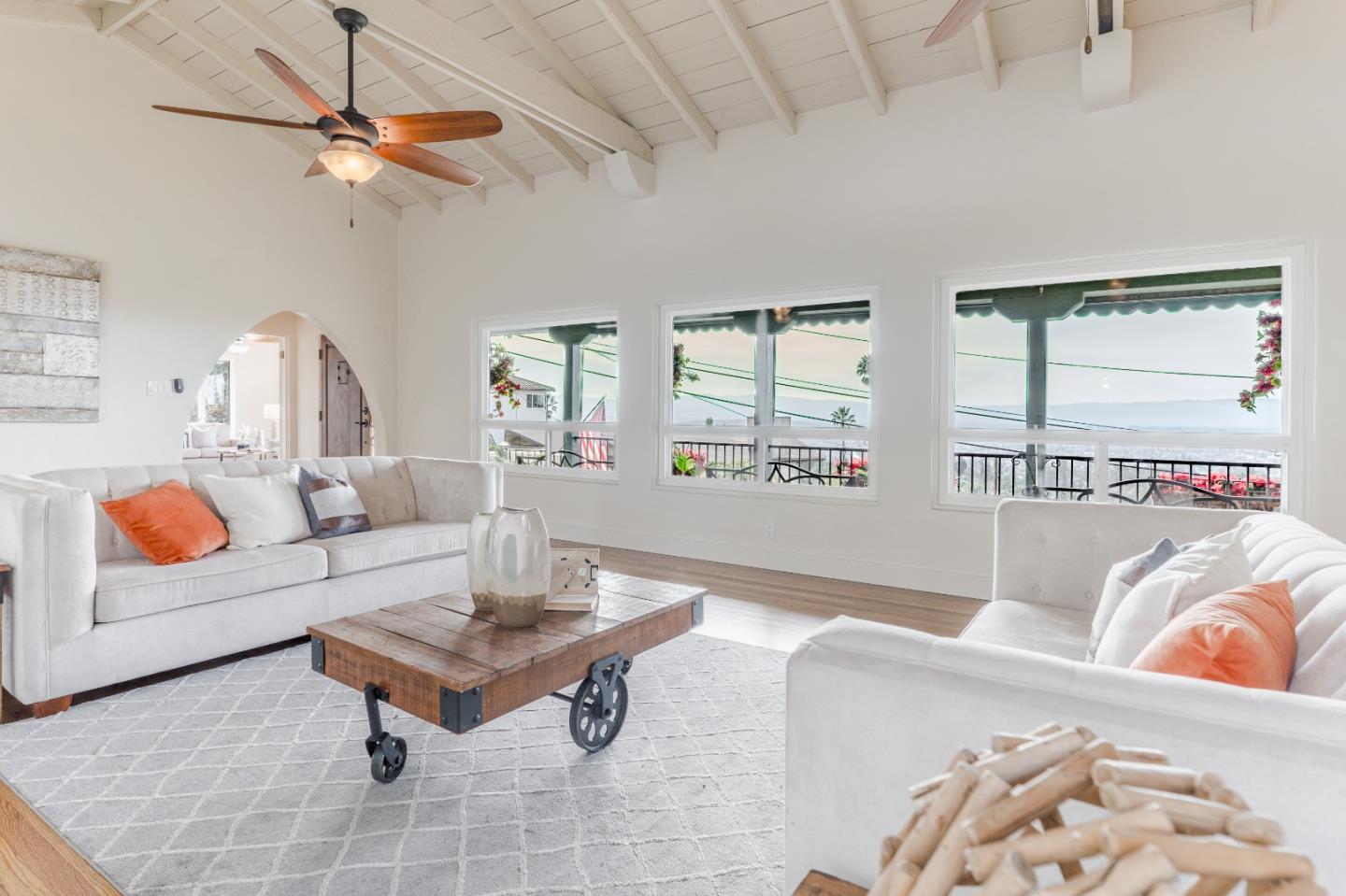 Detail Gallery Image 6 of 66 For 15738 Highland Dr, San Jose,  CA 95127 - 3 Beds | 2 Baths