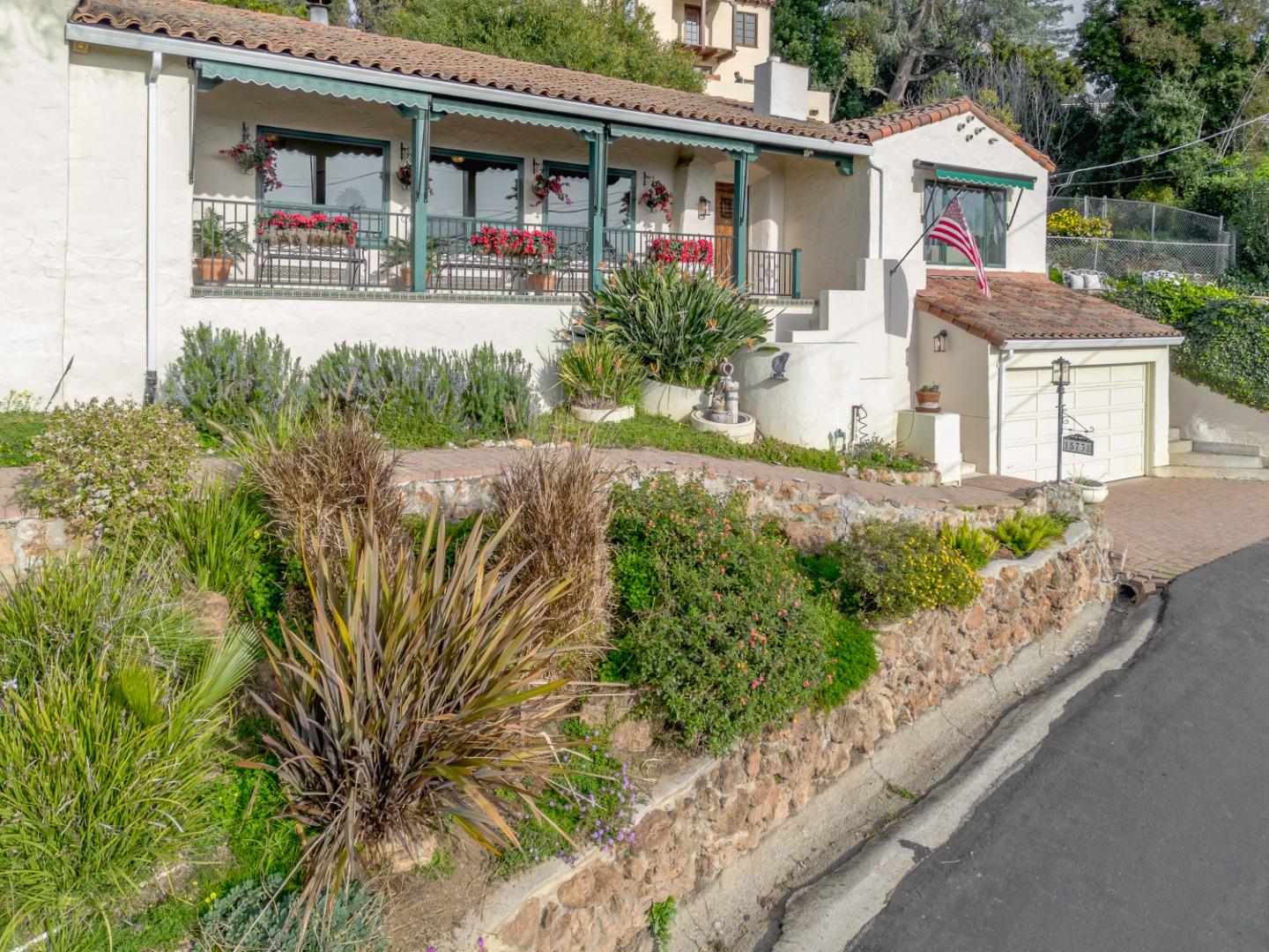 Detail Gallery Image 67 of 70 For 15738 Highland Dr, San Jose,  CA 95127 - 3 Beds | 2 Baths