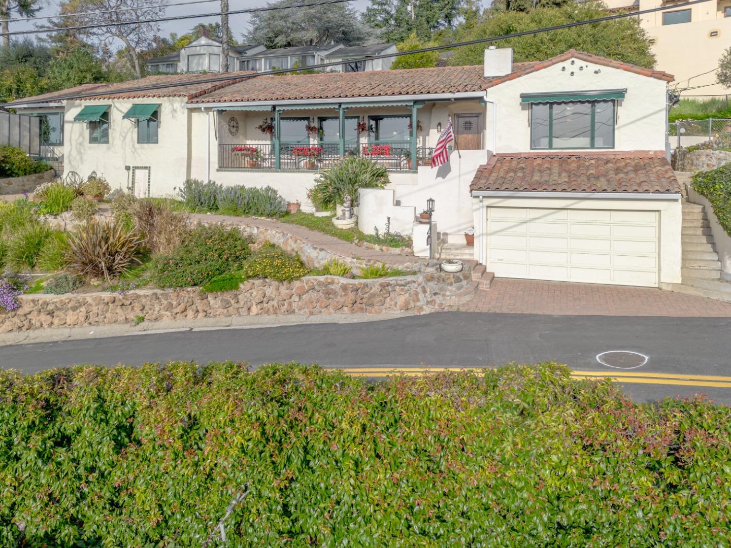 Detail Gallery Image 69 of 70 For 15738 Highland Dr, San Jose,  CA 95127 - 3 Beds | 2 Baths