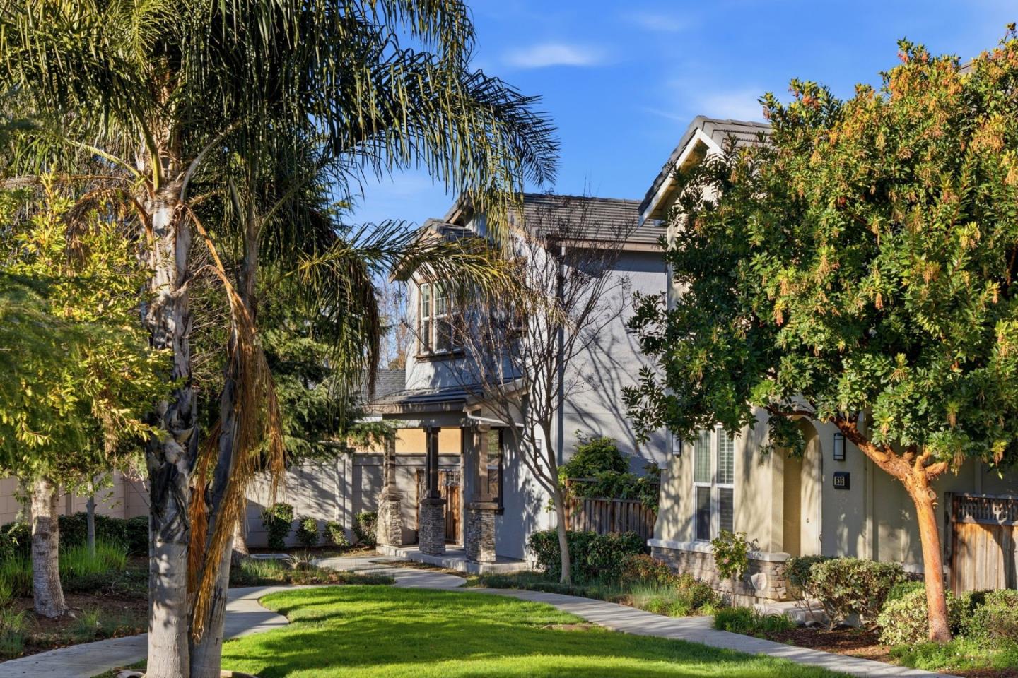 Detail Gallery Image 27 of 27 For 639 Montage Cir, East Palo Alto,  CA 94303 - 4 Beds | 2/1 Baths