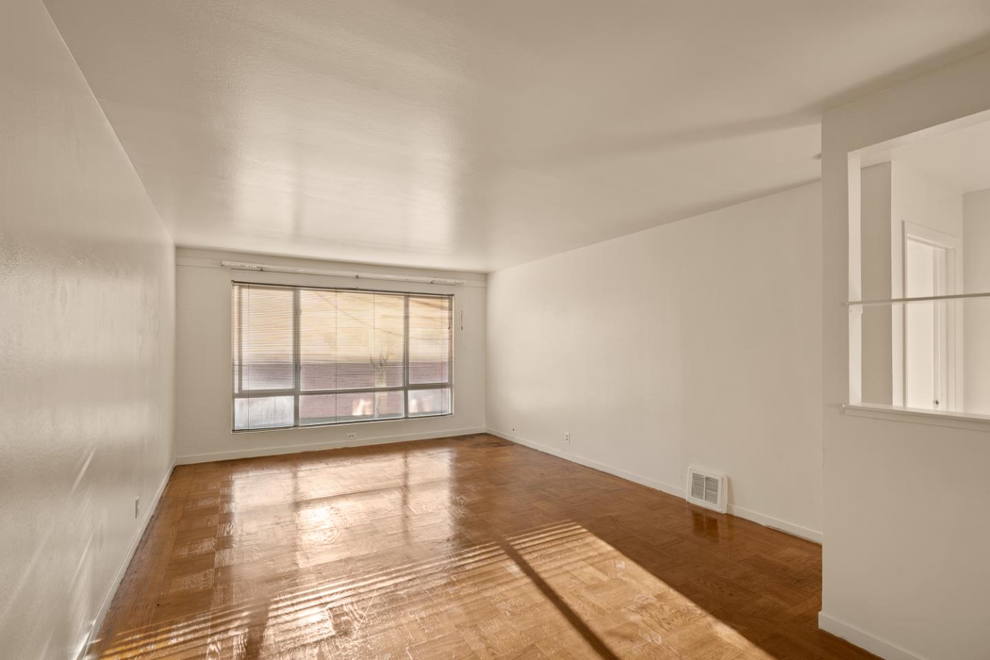 Detail Gallery Image 20 of 31 For 56 Flournoy St, Daly City,  CA 94014 - 3 Beds | 1/1 Baths