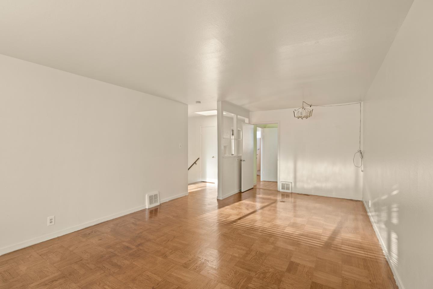 Detail Gallery Image 21 of 31 For 56 Flournoy St, Daly City,  CA 94014 - 3 Beds | 1/1 Baths