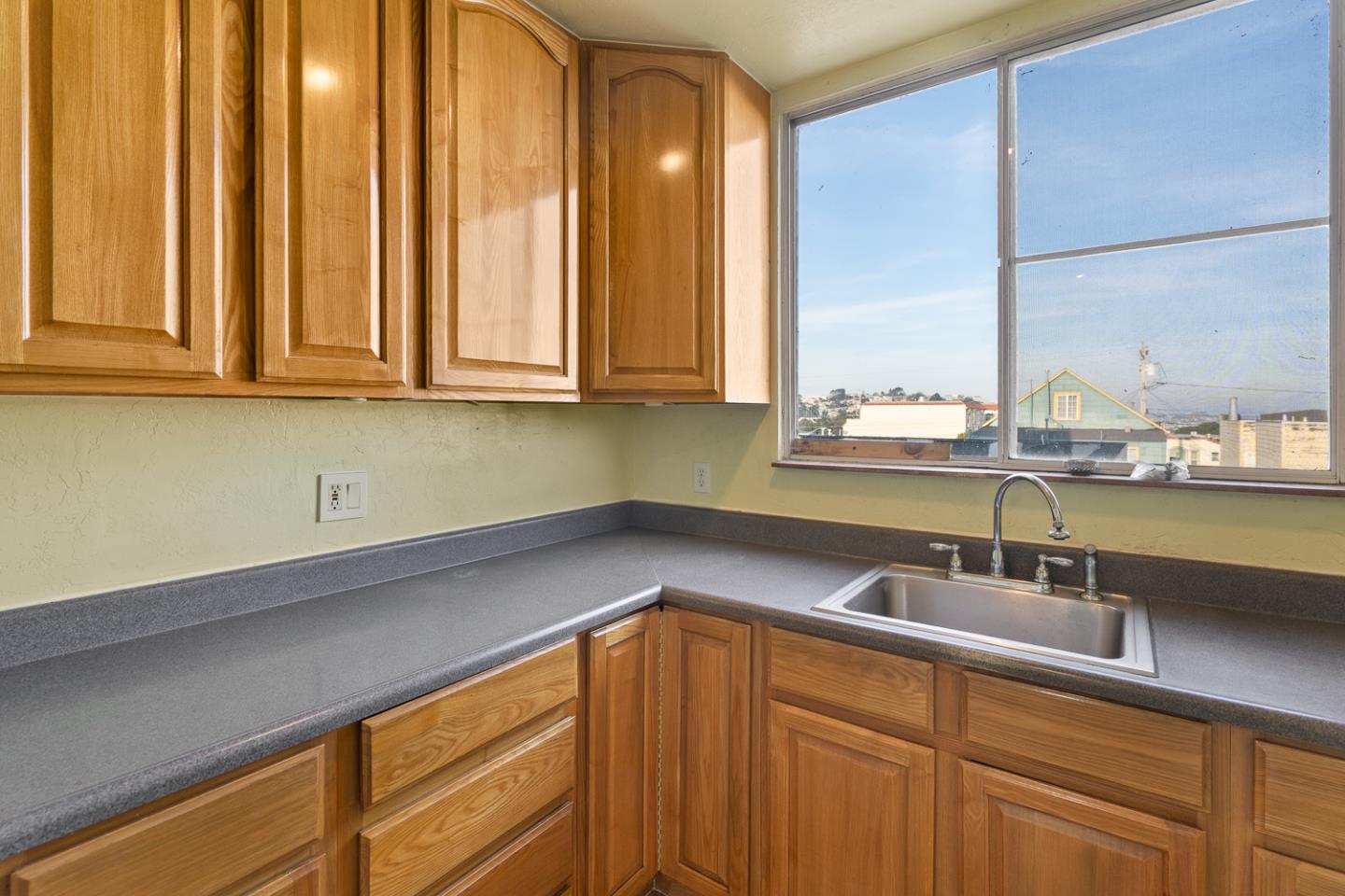 Detail Gallery Image 27 of 31 For 56 Flournoy St, Daly City,  CA 94014 - 3 Beds | 1/1 Baths