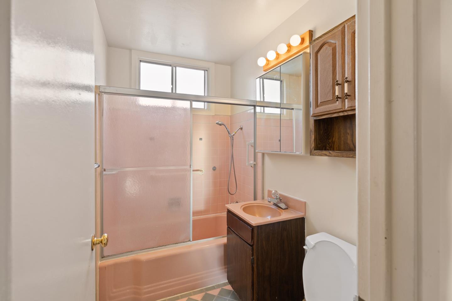 Detail Gallery Image 30 of 31 For 56 Flournoy St, Daly City,  CA 94014 - 3 Beds | 1/1 Baths