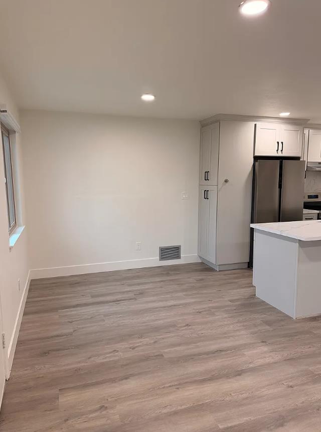 Detail Gallery Image 4 of 21 For 1355 45th Ave #3,  Capitola,  CA 95010 - 2 Beds | 1 Baths