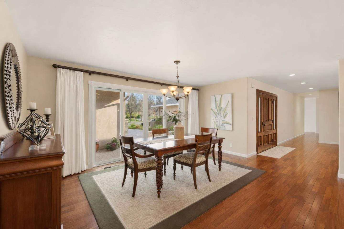 Detail Gallery Image 20 of 92 For 13243 via Ranchero Dr, Saratoga,  CA 95070 - 6 Beds | 4 Baths