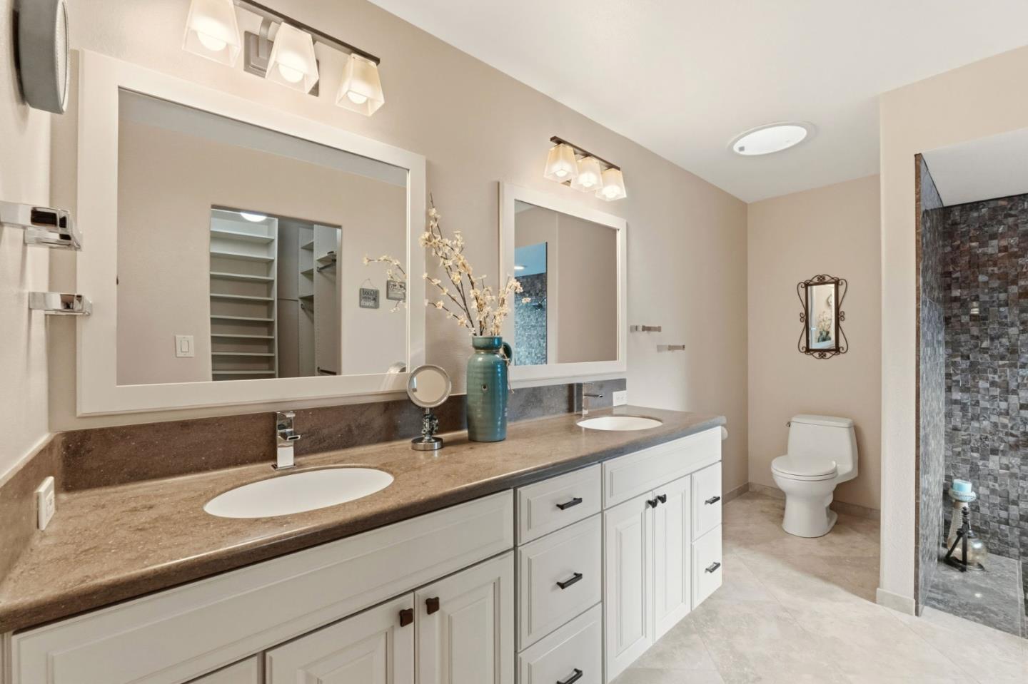 Detail Gallery Image 38 of 92 For 13243 via Ranchero Dr, Saratoga,  CA 95070 - 6 Beds | 4 Baths