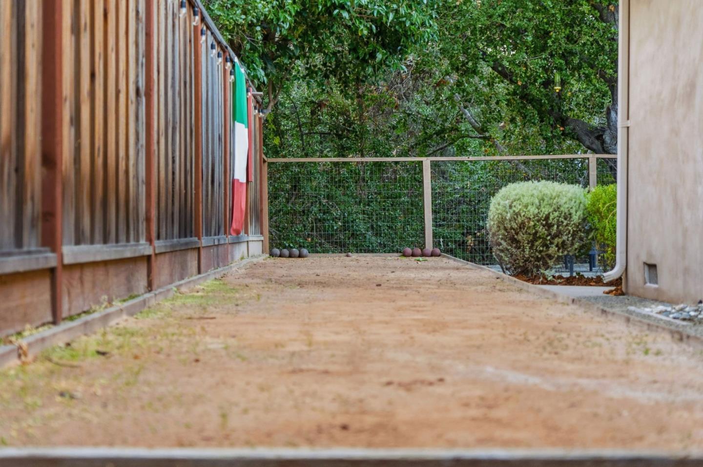 Detail Gallery Image 86 of 92 For 13243 via Ranchero Dr, Saratoga,  CA 95070 - 6 Beds | 4 Baths