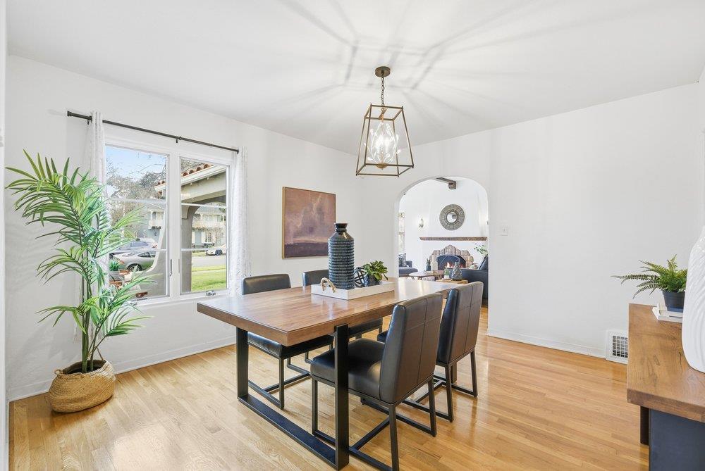 Detail Gallery Image 15 of 98 For 1555 Calaveras Ave, San Jose,  CA 95126 - 4 Beds | 2/1 Baths