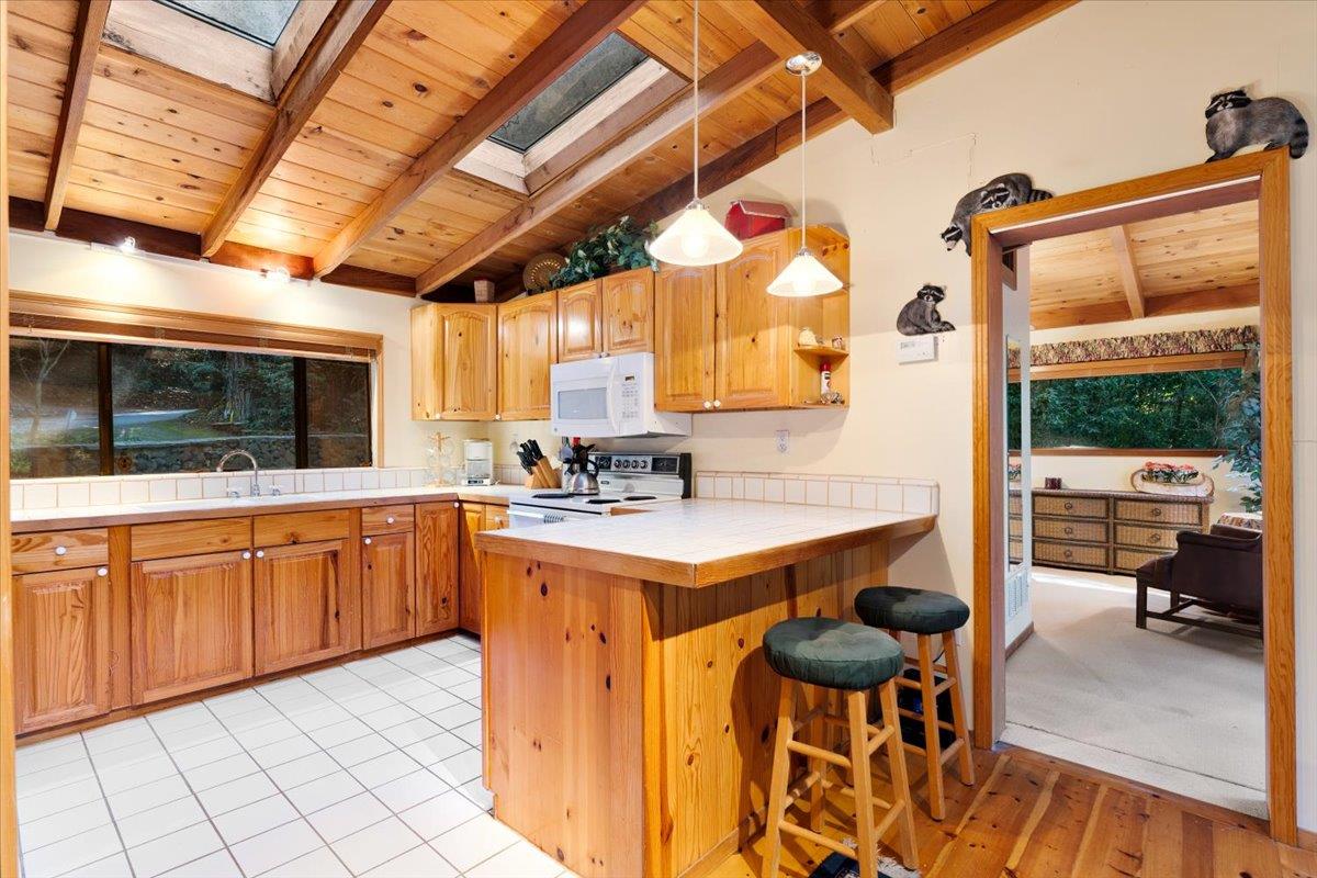 Detail Gallery Image 17 of 39 For 1079 Scenic Dr, Felton,  CA 95018 - 2 Beds | 2 Baths