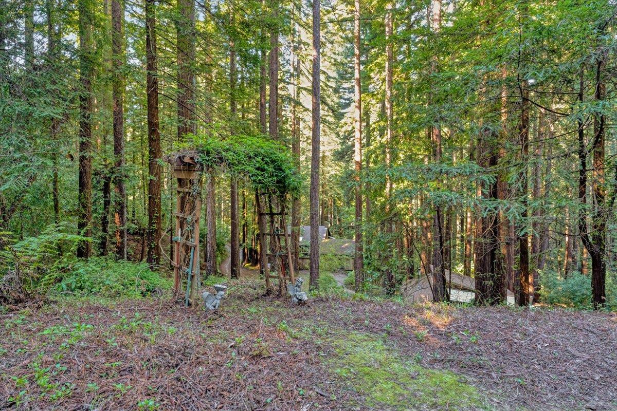 Detail Gallery Image 34 of 39 For 1079 Scenic Dr, Felton,  CA 95018 - 2 Beds | 2 Baths