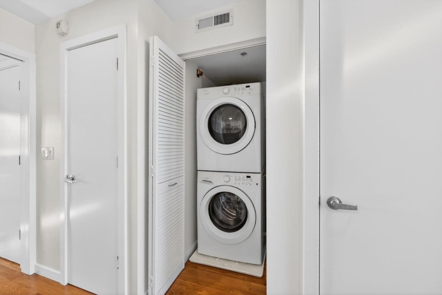 Detail Gallery Image 11 of 32 For 350 N 2nd St #323,  San Jose,  CA 95112 - 2 Beds | 2 Baths