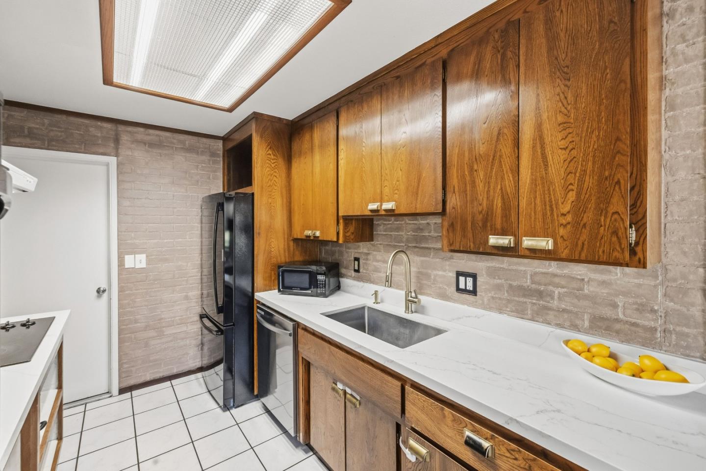 Detail Gallery Image 17 of 29 For 1588 Duran St, Salinas,  CA 93906 - 2 Beds | 1 Baths