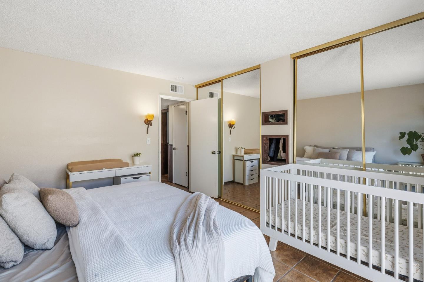 Detail Gallery Image 24 of 29 For 1588 Duran St, Salinas,  CA 93906 - 2 Beds | 1 Baths