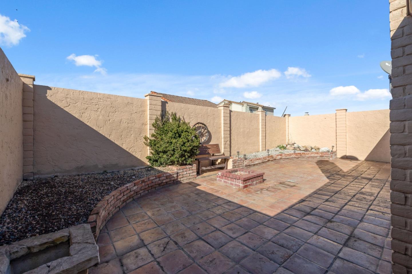 Detail Gallery Image 27 of 29 For 1588 Duran St, Salinas,  CA 93906 - 2 Beds | 1 Baths