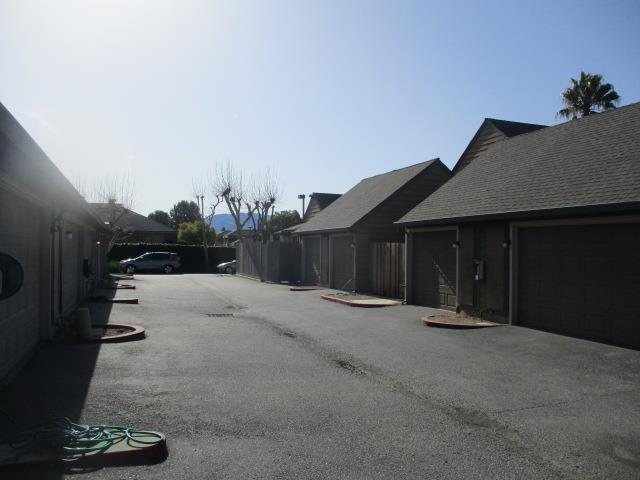 Detail Gallery Image 27 of 36 For 140 Gibson Dr #12,  Hollister,  CA 95023 - 3 Beds | 1/1 Baths