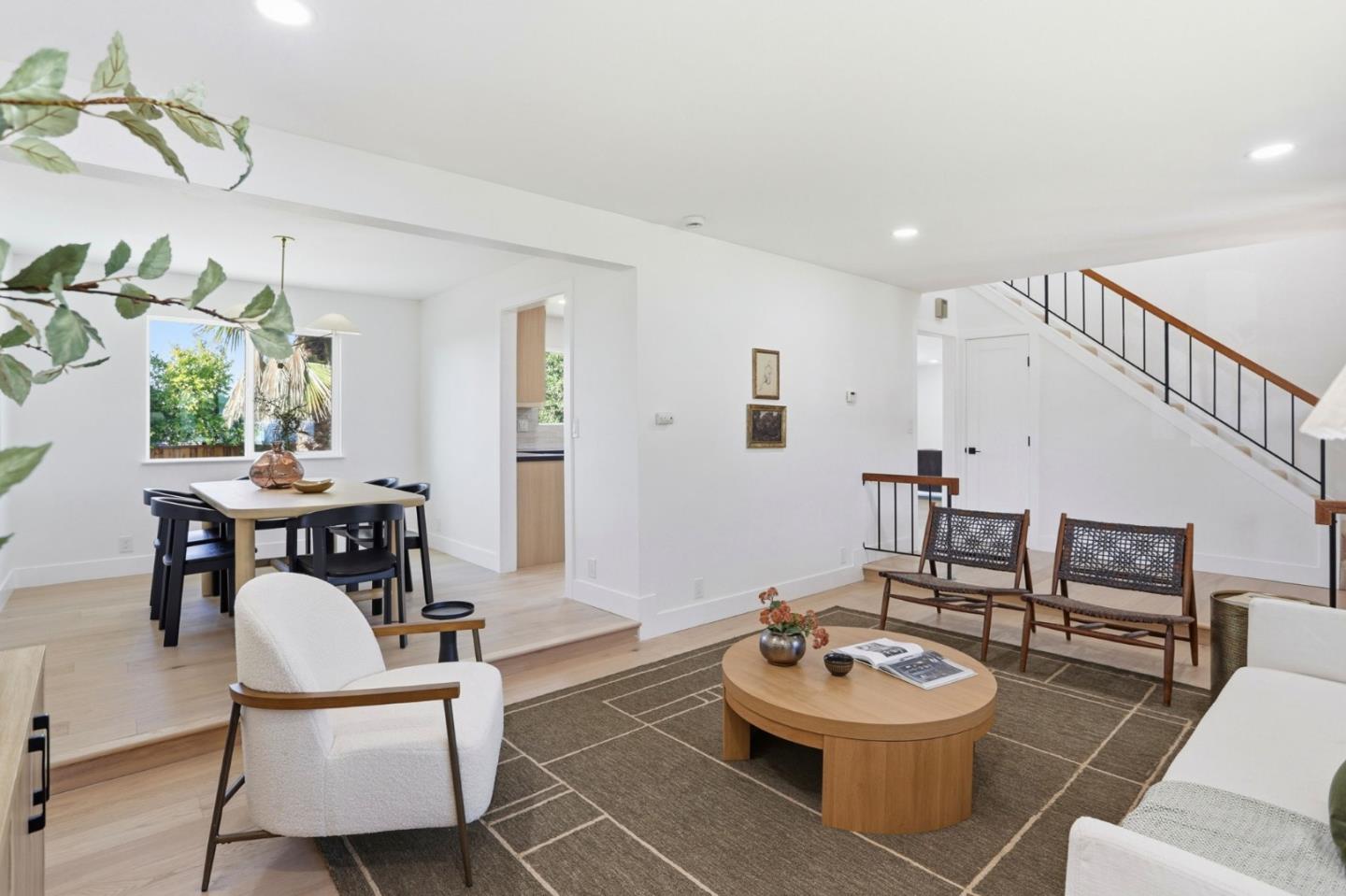 Detail Gallery Image 8 of 40 For 3047 Rollingwood Ct, San Jose,  CA 95148 - 5 Beds | 2/1 Baths