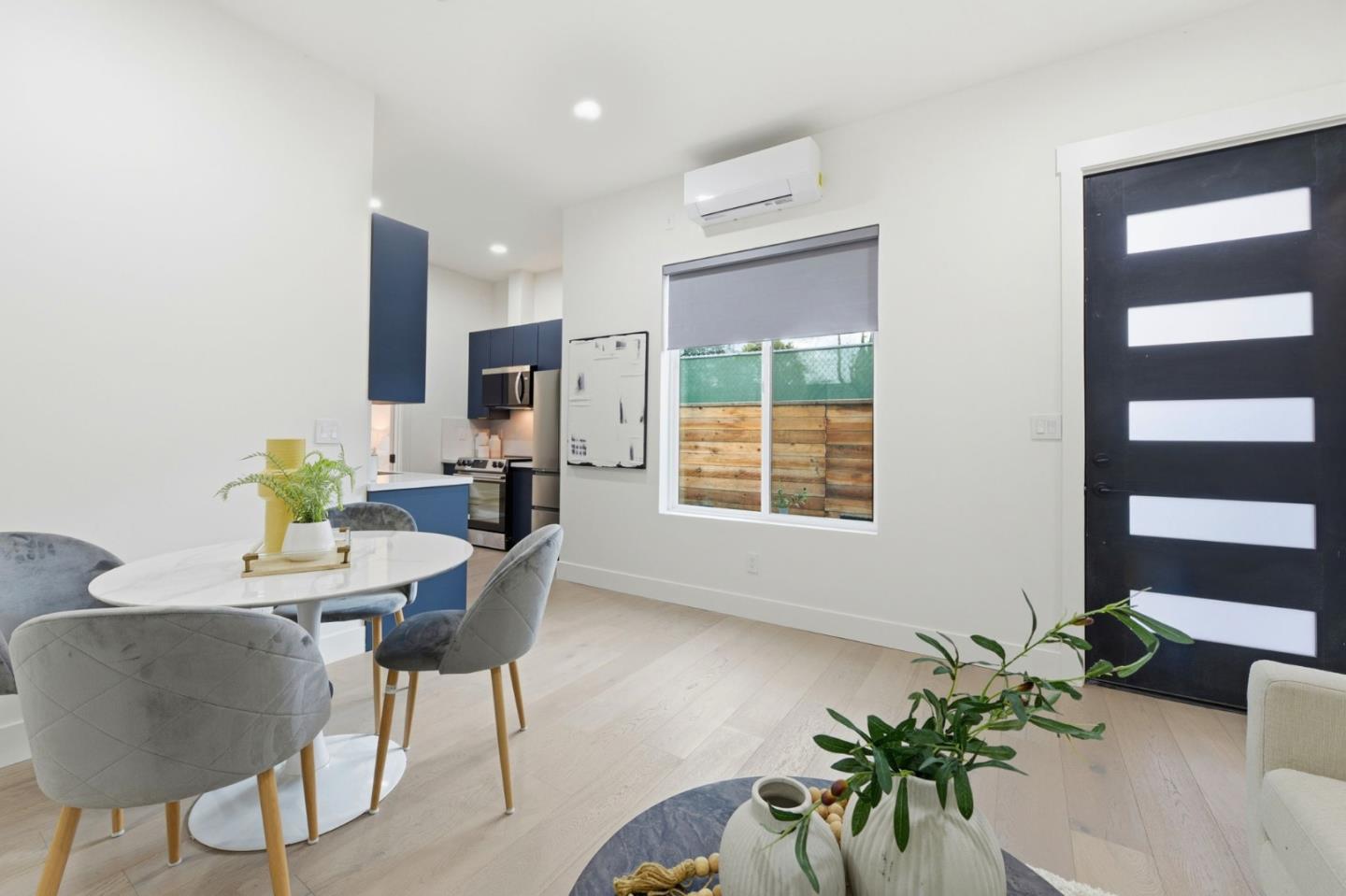 Detail Gallery Image 18 of 49 For 314 Poplar Ave, Redwood City,  CA 94061 - 5 Beds | 5/1 Baths