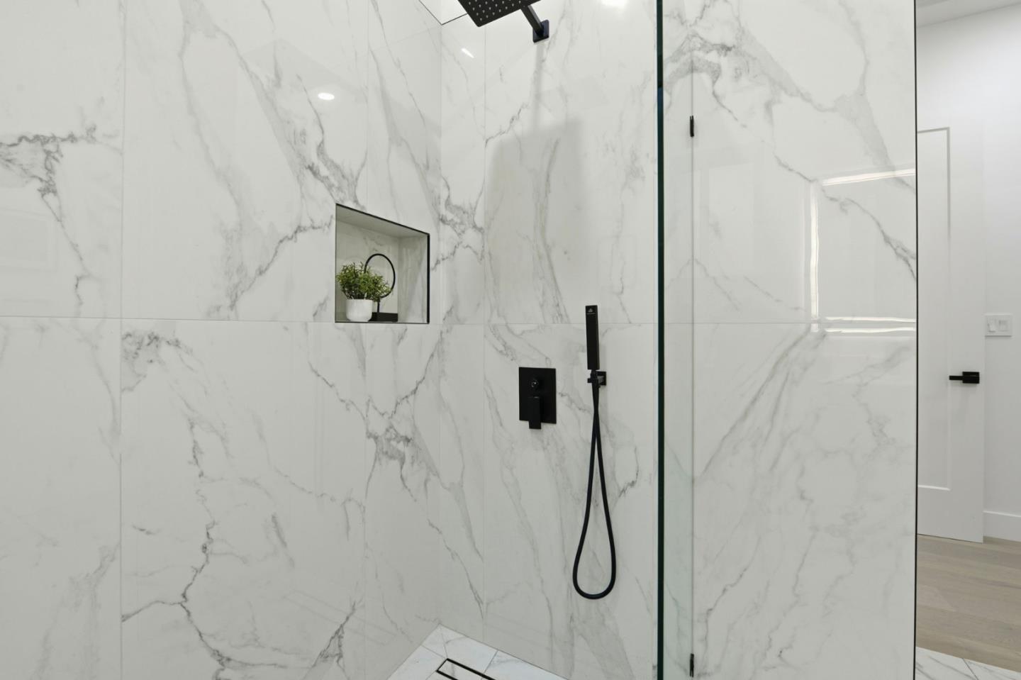 Detail Gallery Image 41 of 49 For 314 Poplar Ave, Redwood City,  CA 94061 - 5 Beds | 5/1 Baths