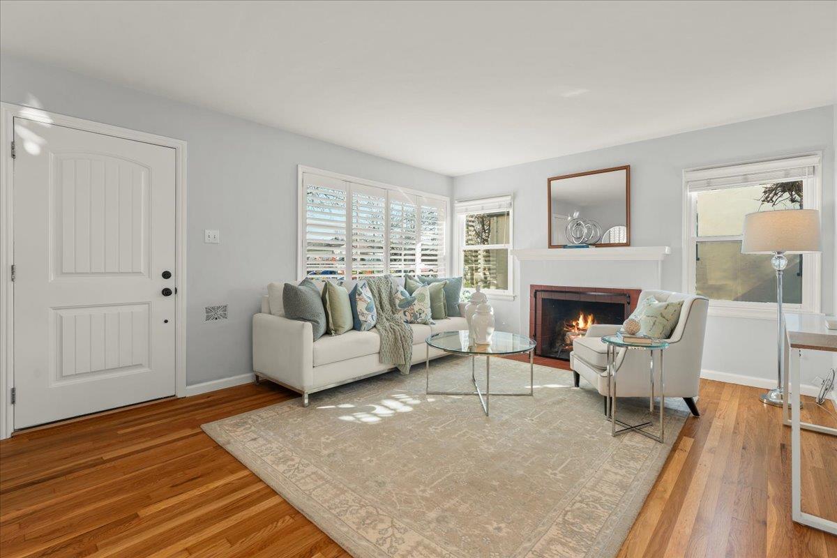 Detail Gallery Image 4 of 18 For 515 Arleta Ave, San Jose,  CA 95128 - 2 Beds | 1 Baths