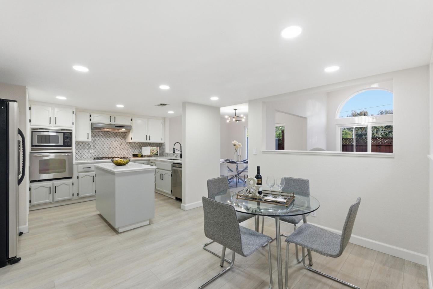 Detail Gallery Image 10 of 41 For 945 Oak Park, Morgan Hill,  CA 95037 - 3 Beds | 2/1 Baths