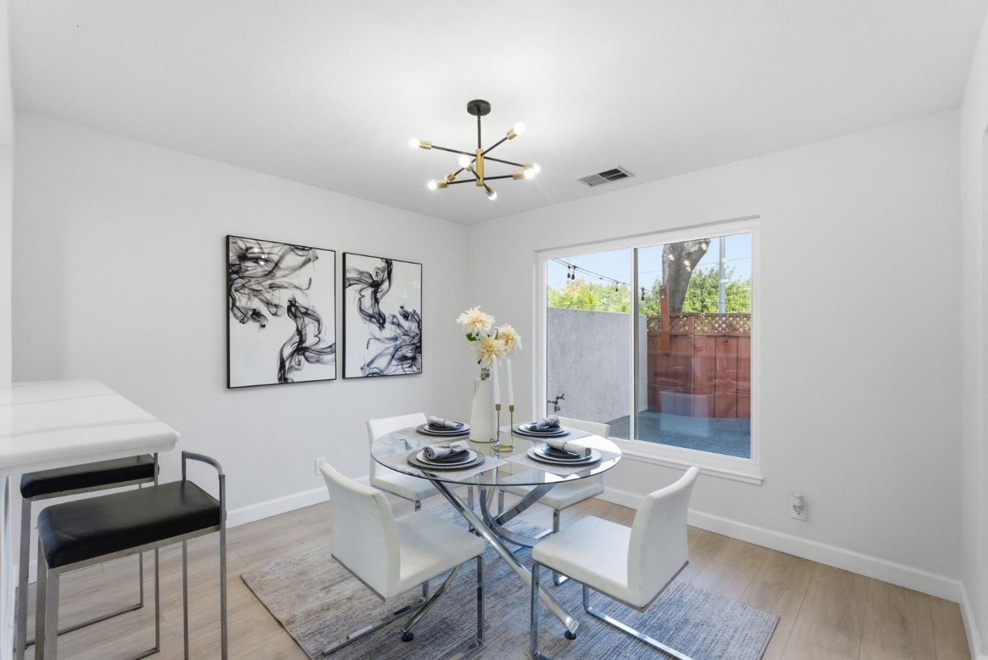 Detail Gallery Image 14 of 41 For 945 Oak Park, Morgan Hill,  CA 95037 - 3 Beds | 2/1 Baths