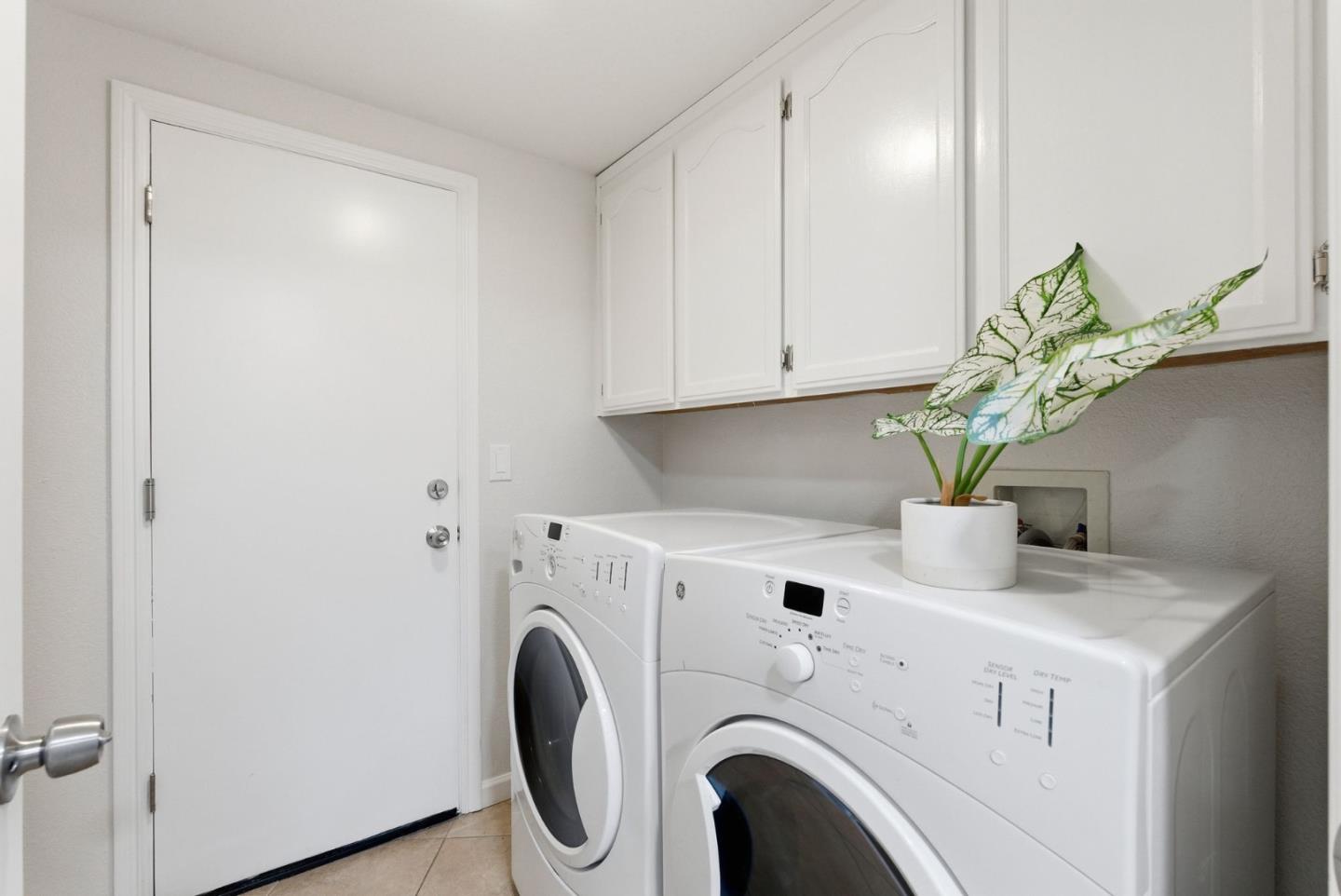 Detail Gallery Image 30 of 41 For 945 Oak Park, Morgan Hill,  CA 95037 - 3 Beds | 2/1 Baths