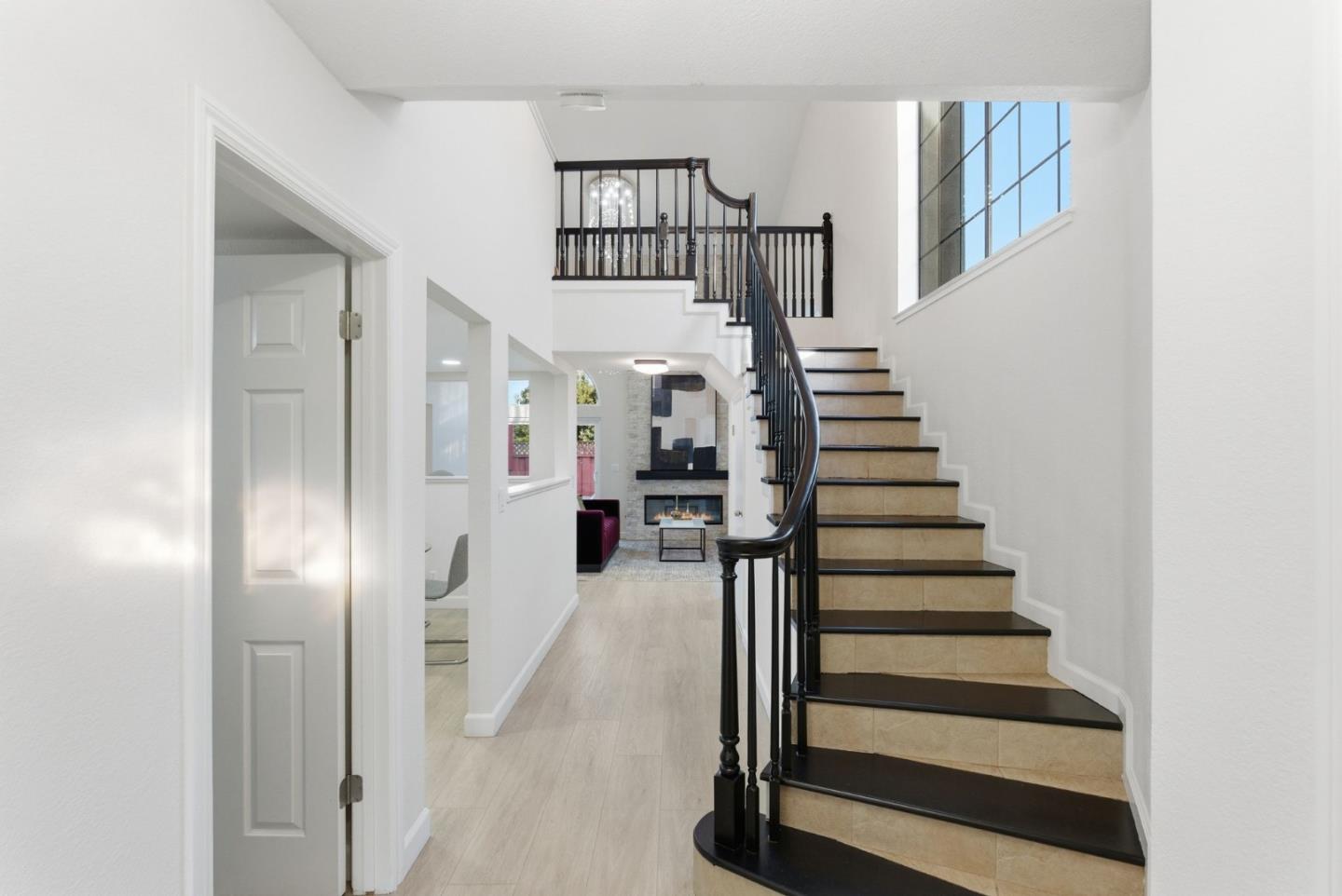 Detail Gallery Image 5 of 41 For 945 Oak Park, Morgan Hill,  CA 95037 - 3 Beds | 2/1 Baths