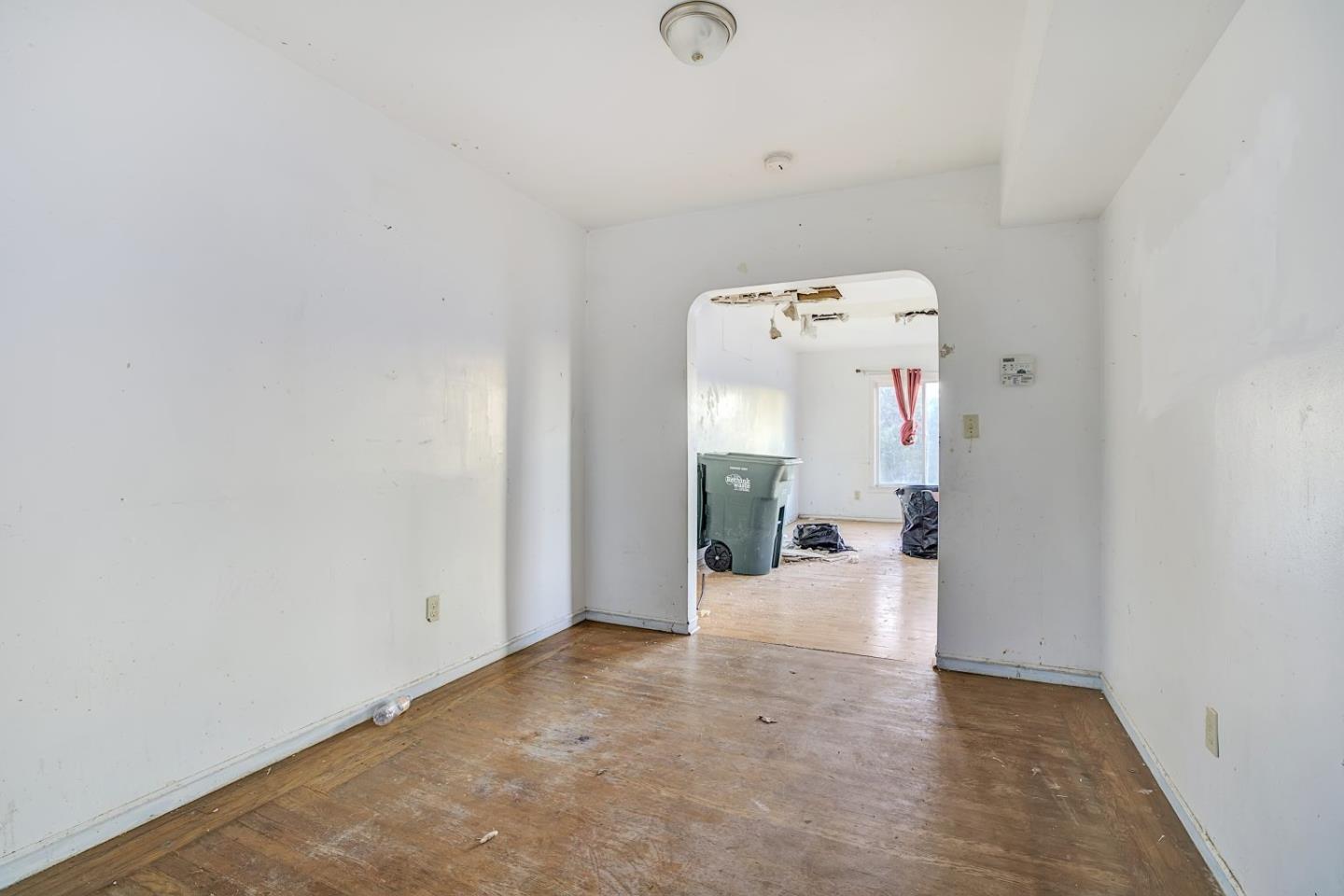 Detail Gallery Image 23 of 44 For 664 Grand Ave, South San Francisco,  CA 94080 - 7 Beds | 3 Baths