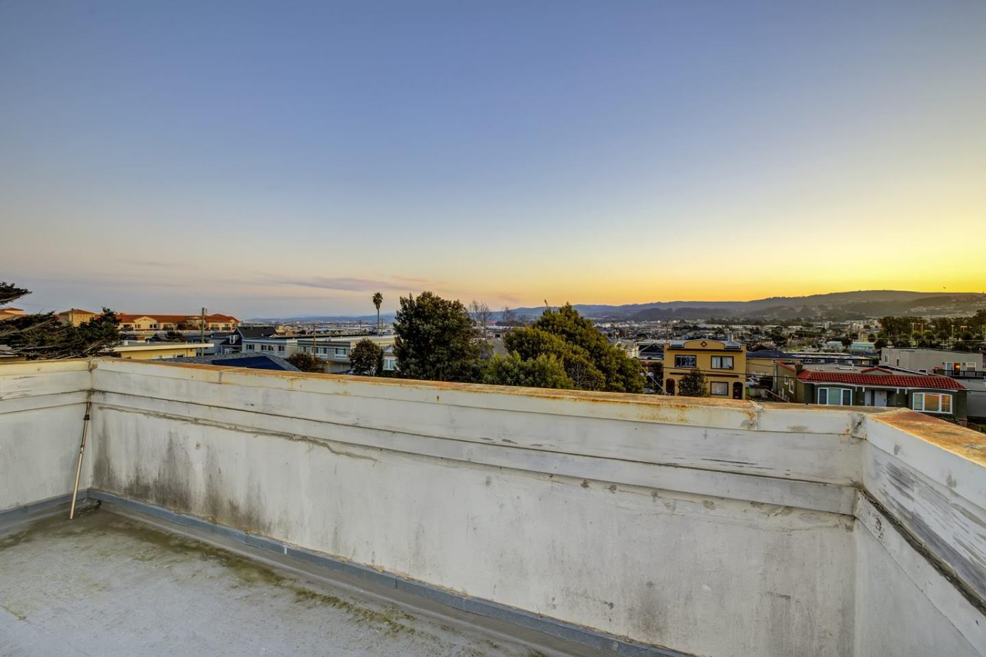 Detail Gallery Image 24 of 44 For 664 Grand Ave, South San Francisco,  CA 94080 - 7 Beds | 3 Baths