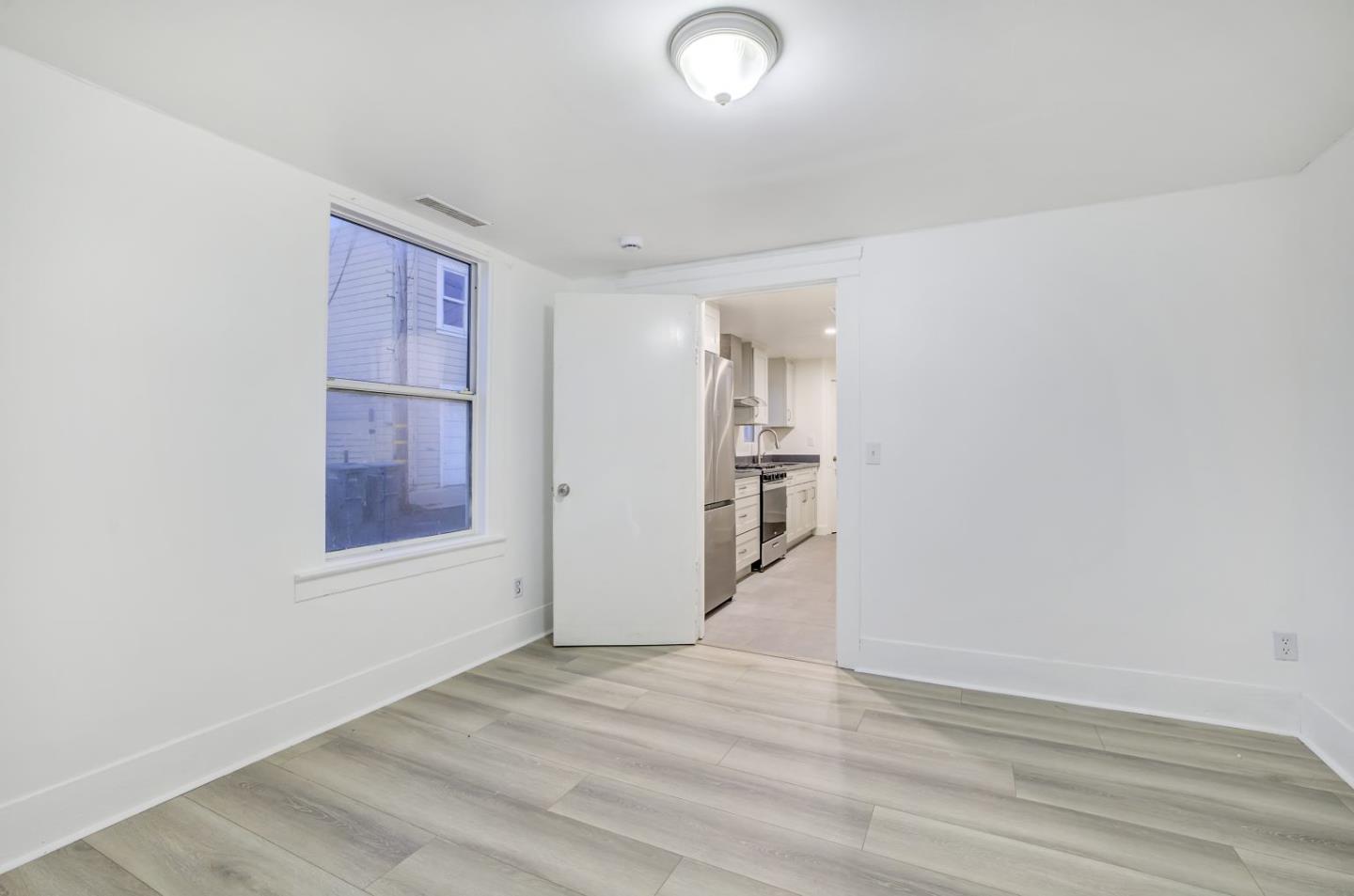 Detail Gallery Image 3 of 44 For 664 Grand Ave, South San Francisco,  CA 94080 - 7 Beds | 3 Baths