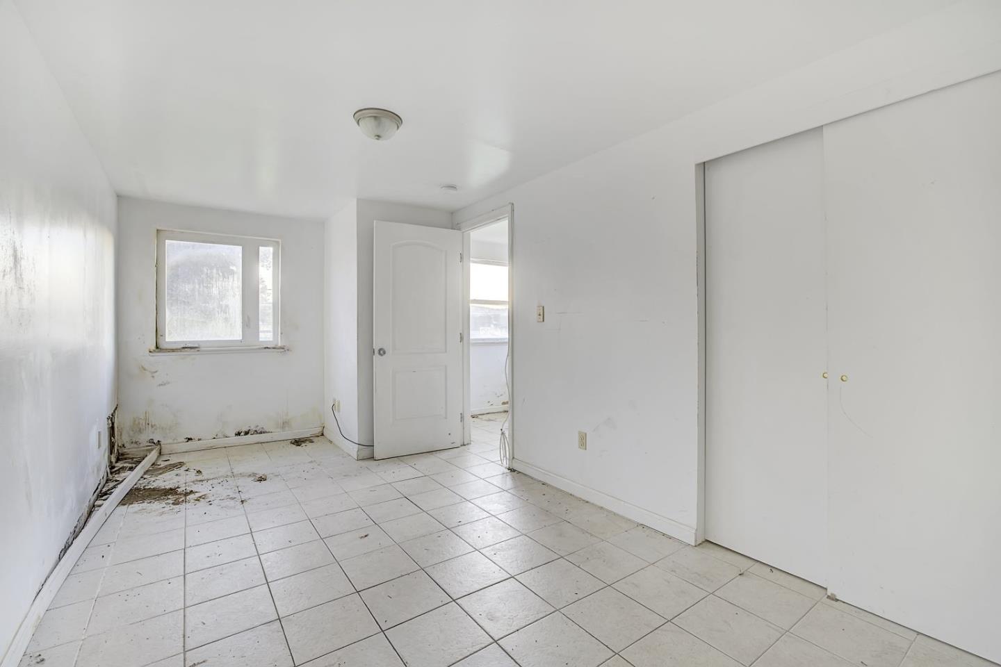 Detail Gallery Image 33 of 44 For 664 Grand Ave, South San Francisco,  CA 94080 - 7 Beds | 3 Baths