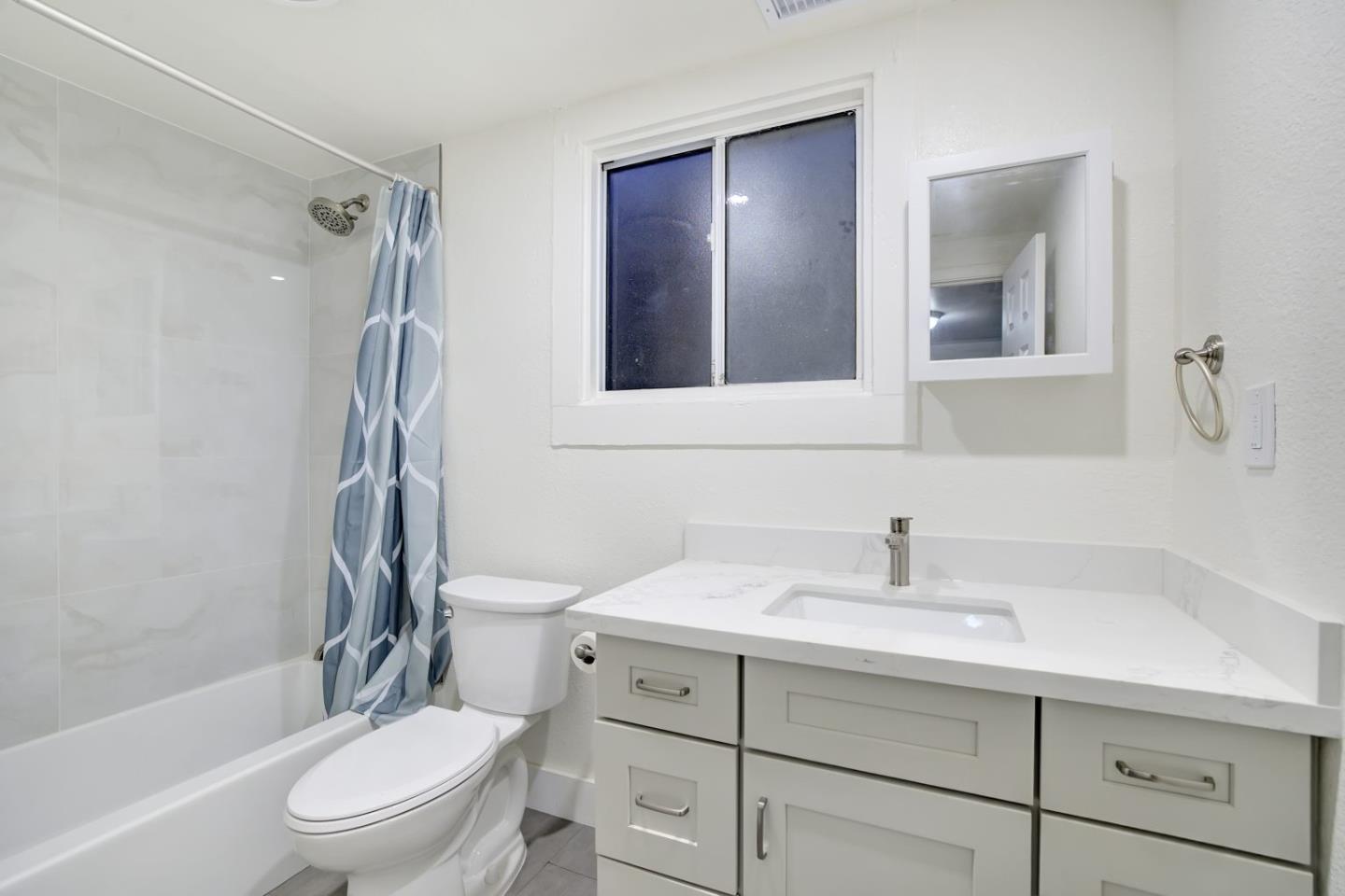 Detail Gallery Image 41 of 44 For 664 Grand Ave, South San Francisco,  CA 94080 - 7 Beds | 3 Baths