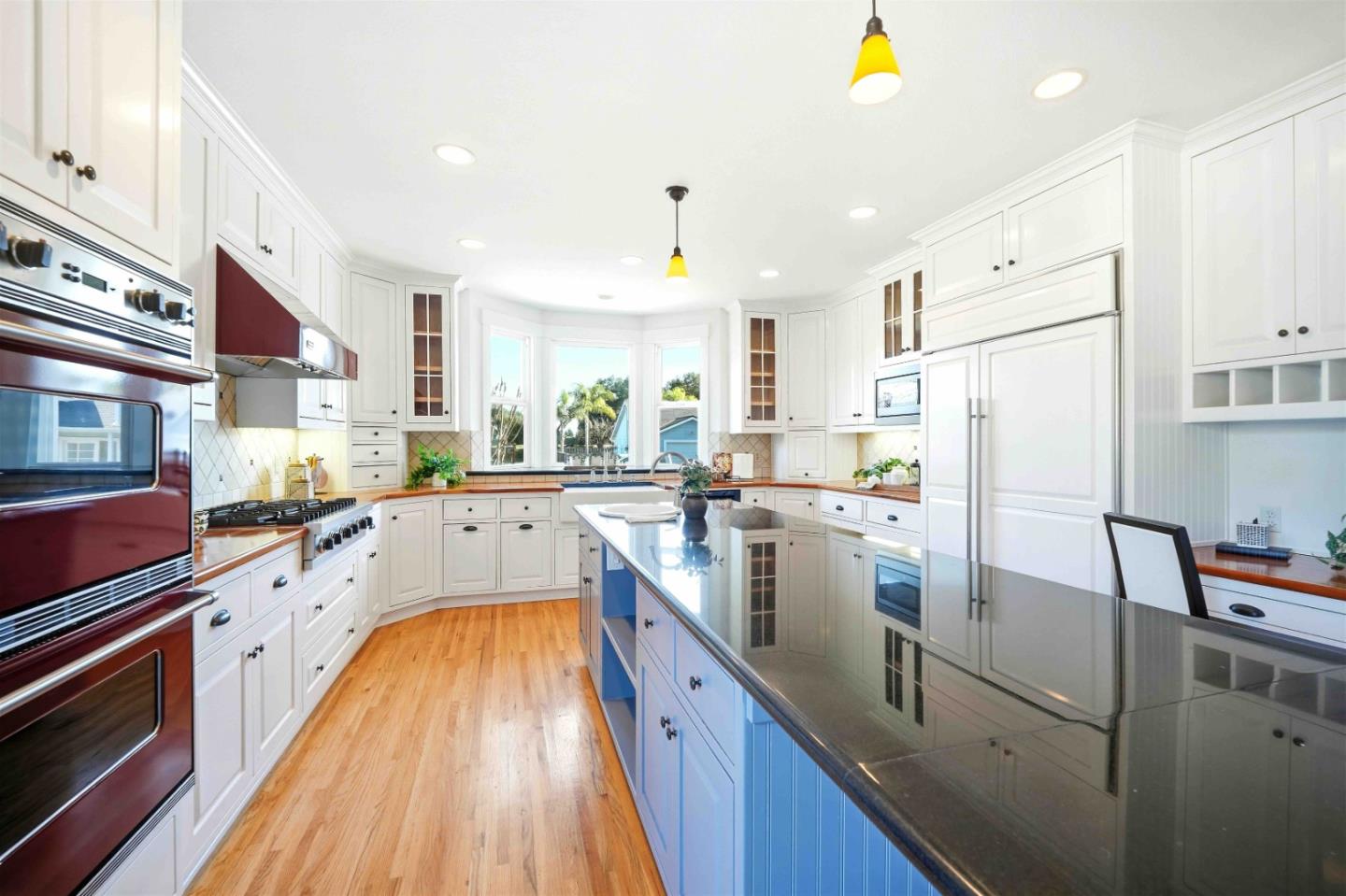 Detail Gallery Image 10 of 54 For 1680 E Main Ave, Morgan Hill,  CA 95037 - 5 Beds | 3 Baths