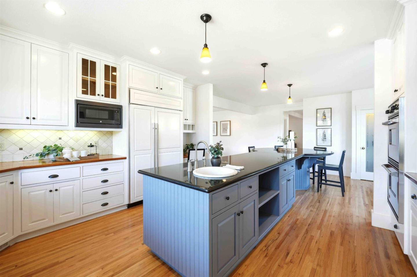 Detail Gallery Image 12 of 54 For 1680 E Main Ave, Morgan Hill,  CA 95037 - 5 Beds | 3 Baths